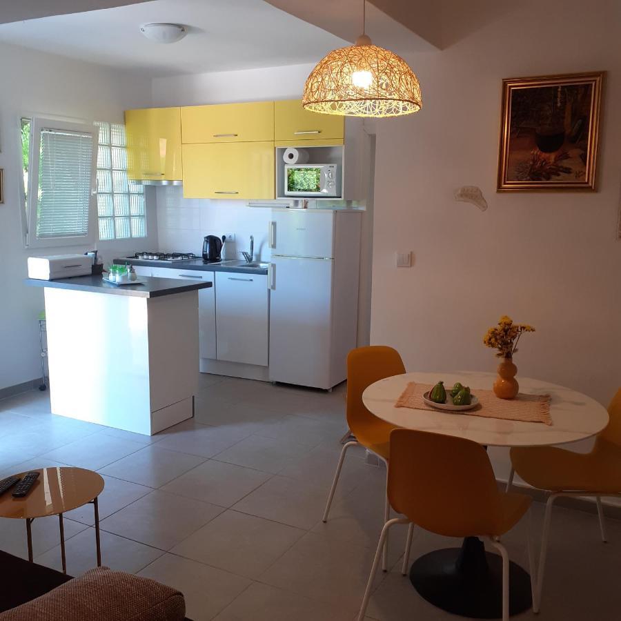 Apartment Vanda Splitska Esterno foto