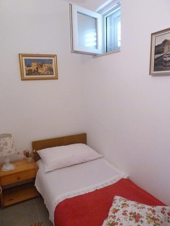 Apartment Vanda Splitska Esterno foto
